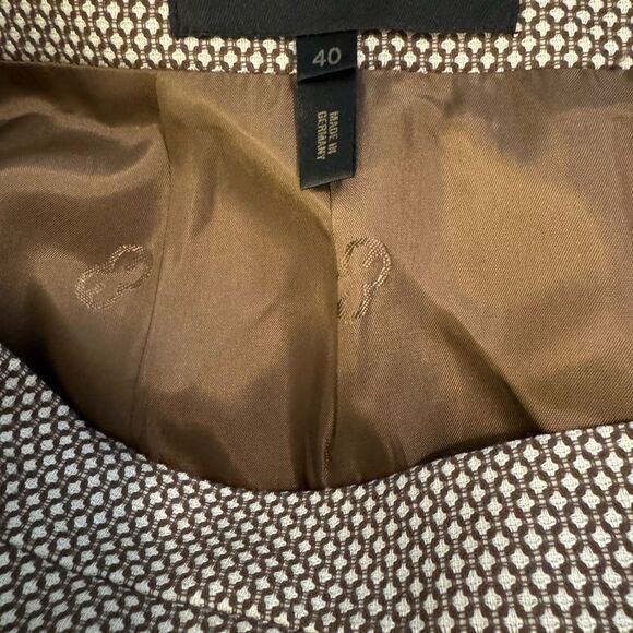 Escada Brown / Cream Patterned Knit Pencil Skirt Size M (German 40) 7” Back Slit - Picture 3 of 3